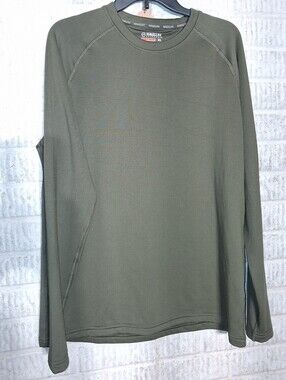 Magellan Outdoors Olive Green Long Sleeve Thermal Top In A Mens XL. EUC